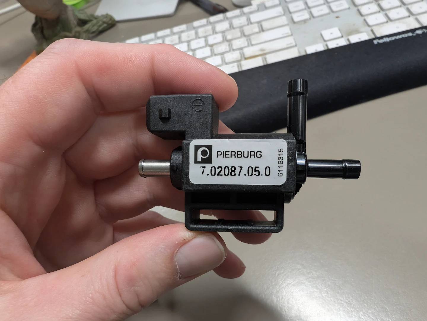 Pierburg TBS1002 Automotive Valve - photo 4
