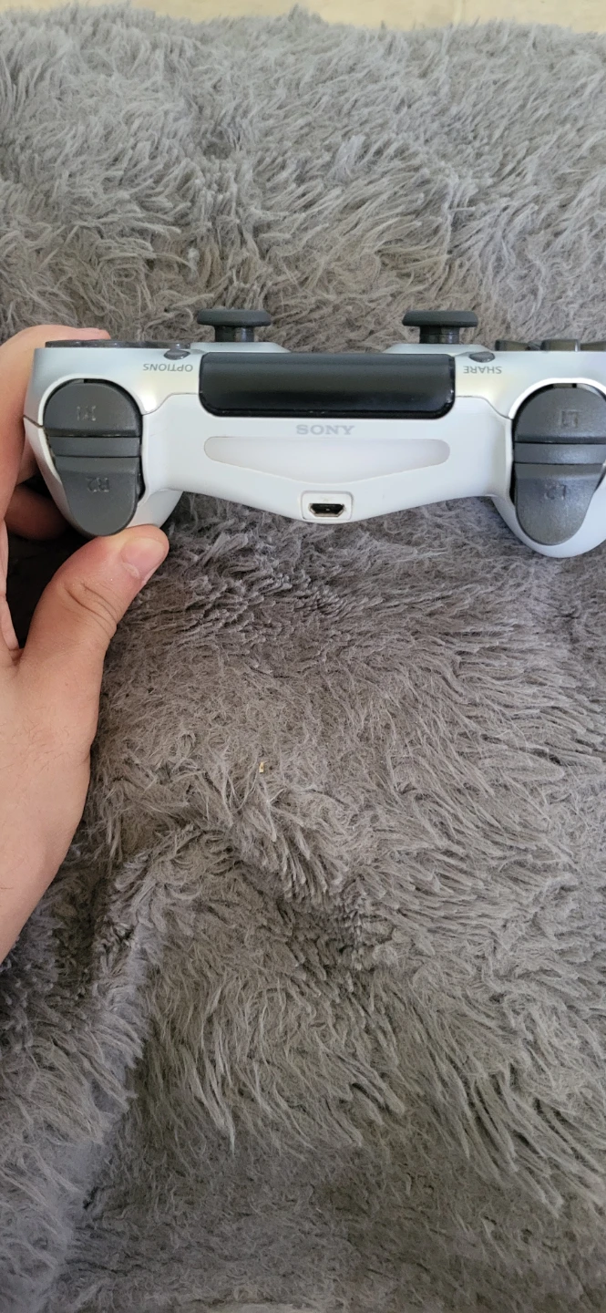 Silver ps4 controller - photo 4