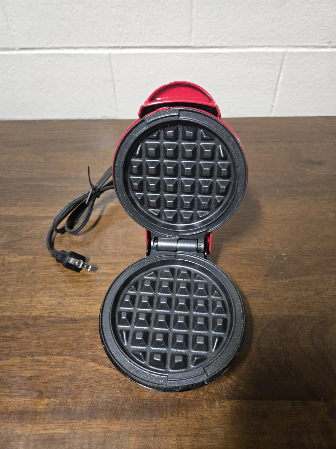 Dash Red Mini Waffle Maker 4-Inch Individual Waffle Iron Machine - photo 3
