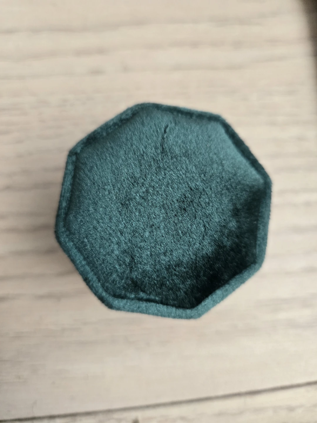 Emerald green velvet ring box - photo 3