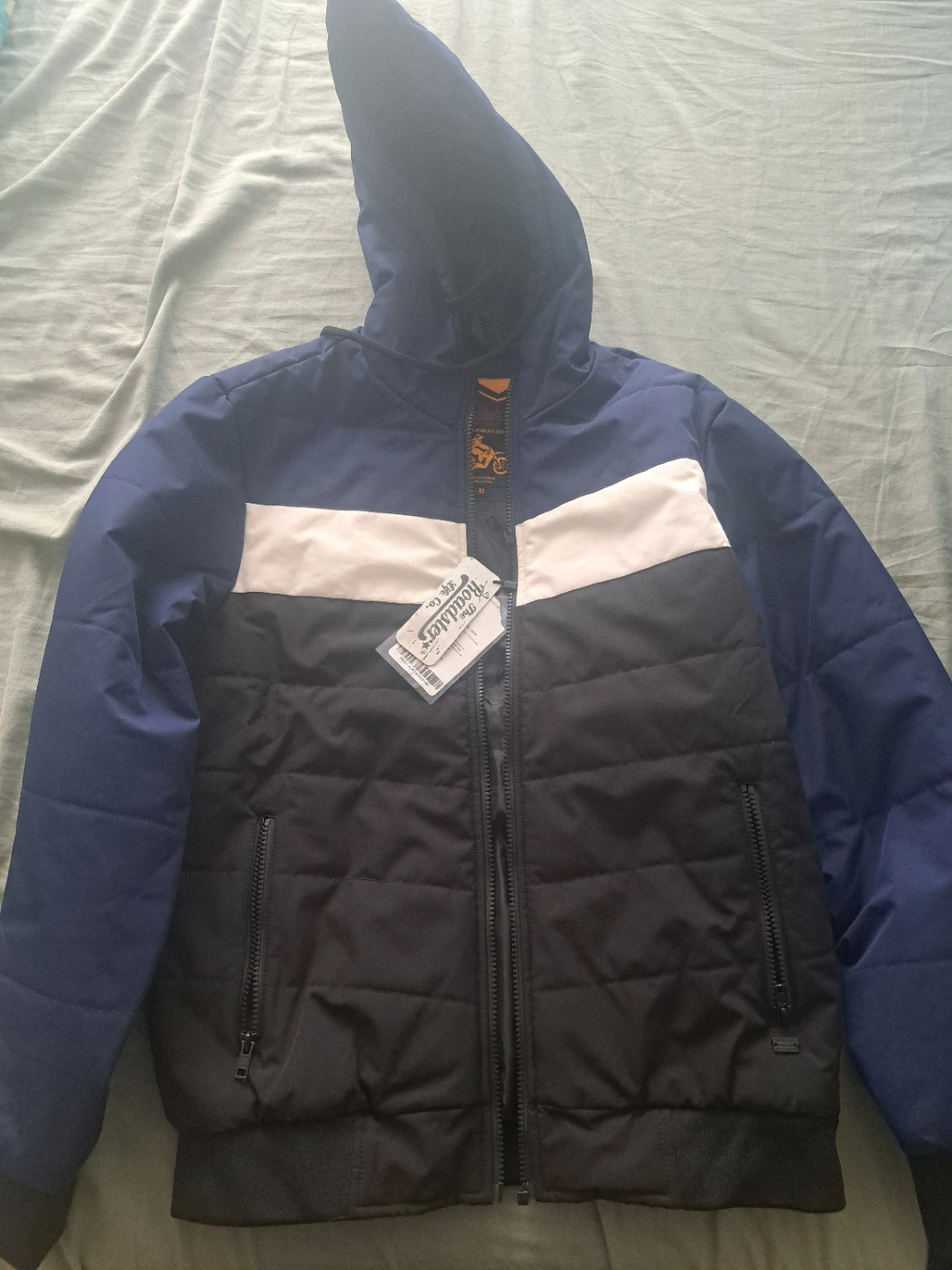 Brand New  Puffer Jacket Blue Black White - photo 2