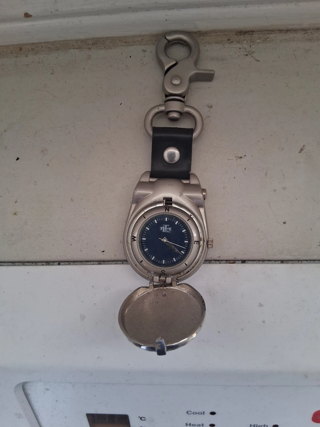 Toronto Maple Leafs Carabiner Clip Watch - photo 2