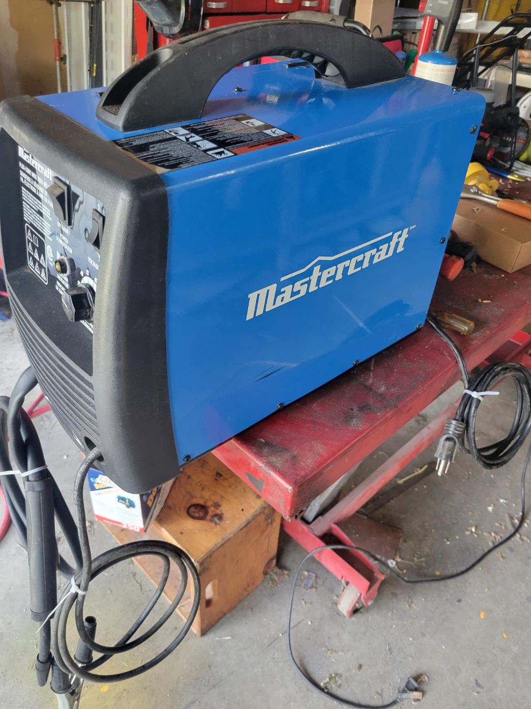 Mastercraft Flux-Core Wire Feed Welder 058-8194-4