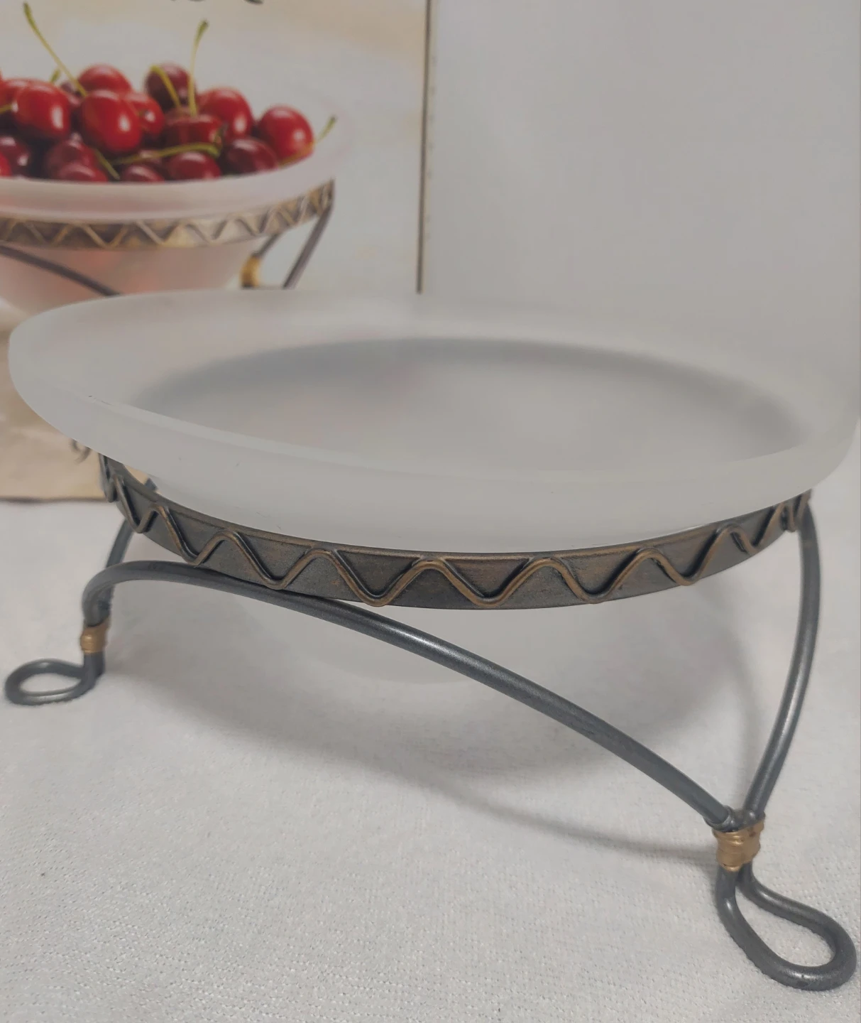 9-inch Bowl - photo 2