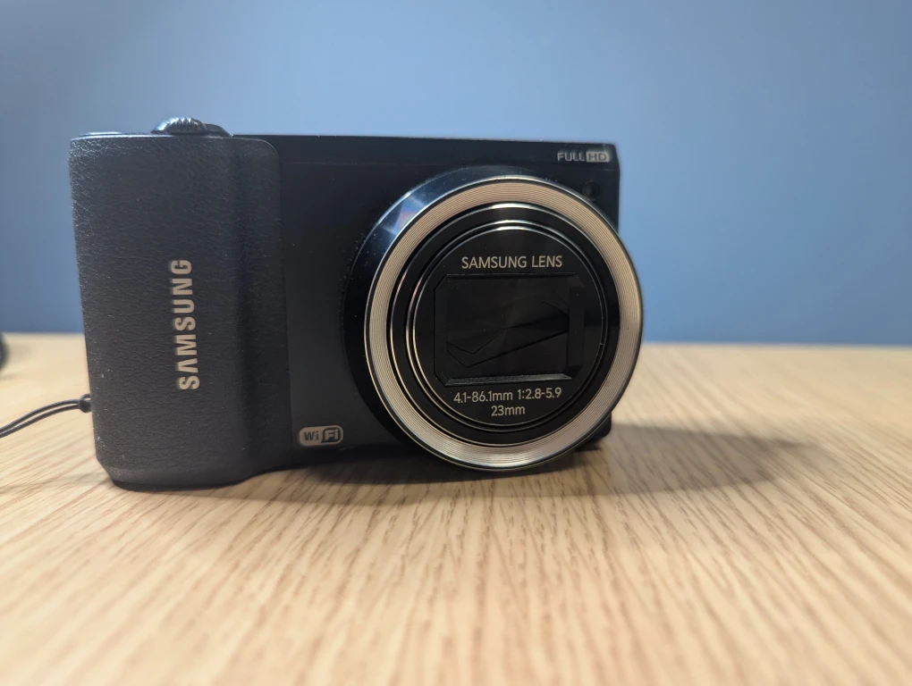 Samsung WB800F Digital Camera