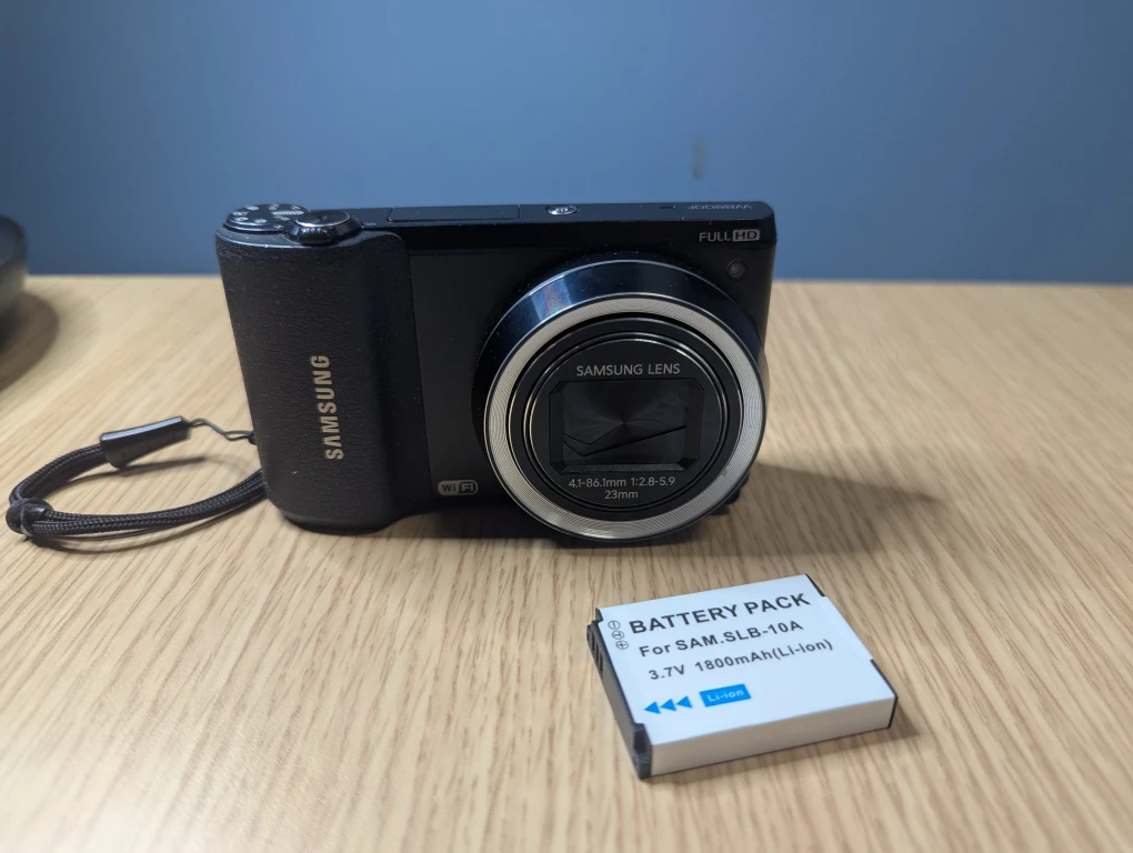 Samsung WB800F Digital Camera - photo 2