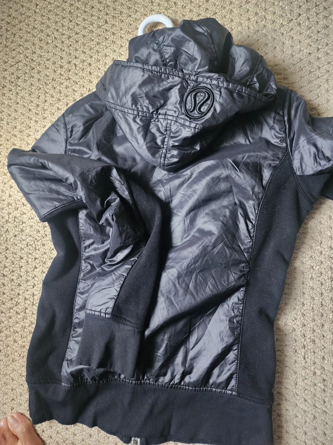 Lululemon size 4 fall jacket - photo 3