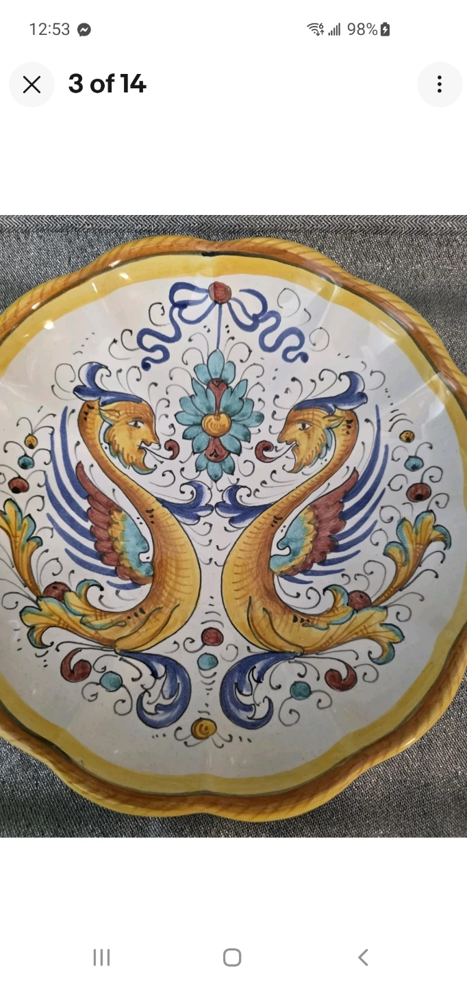 Handpainted Ceramic decorative plate or wall dish from Deruta - photo 3
