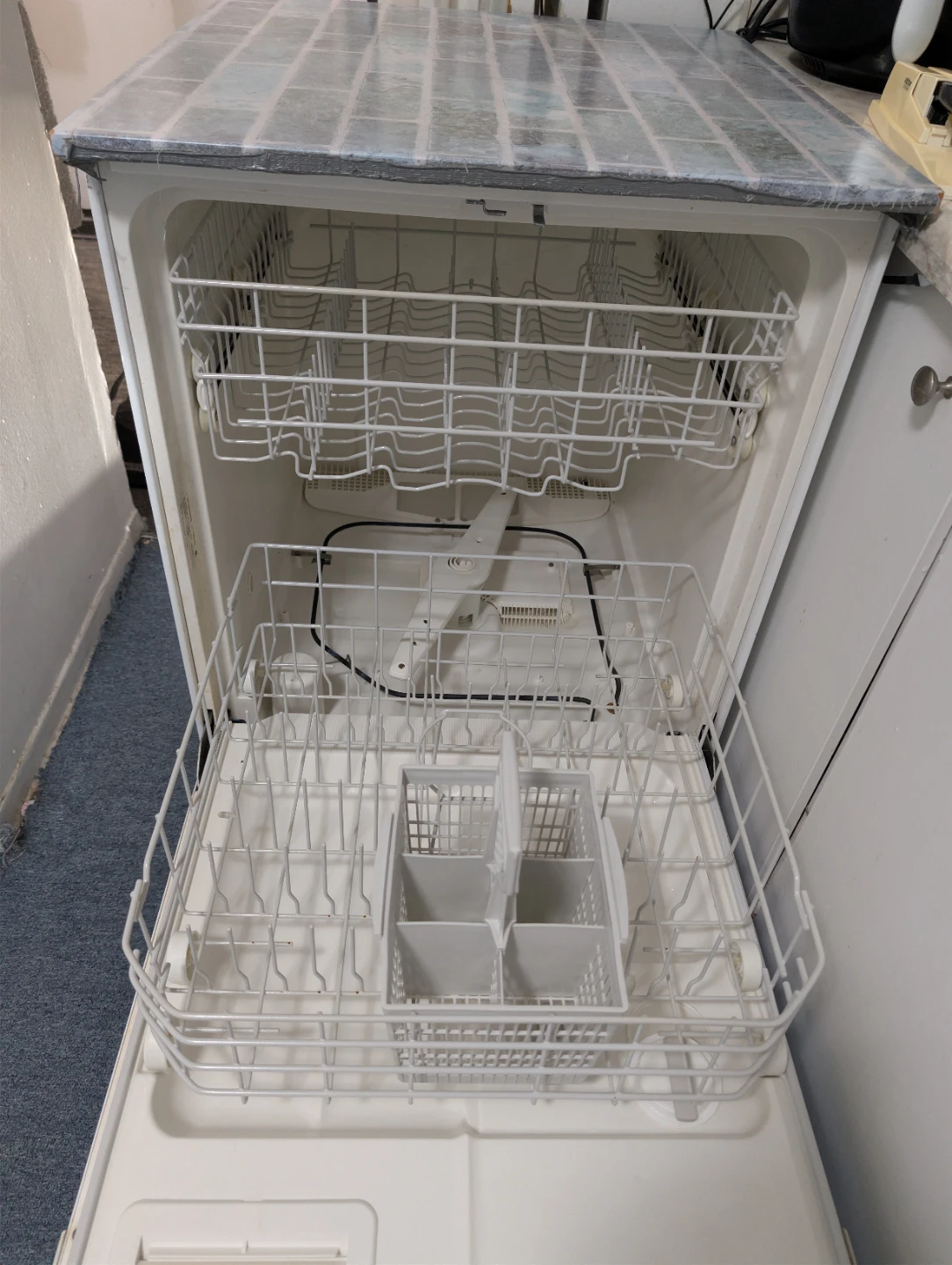 GE Quiet Power Portable Dishwasher - photo 5