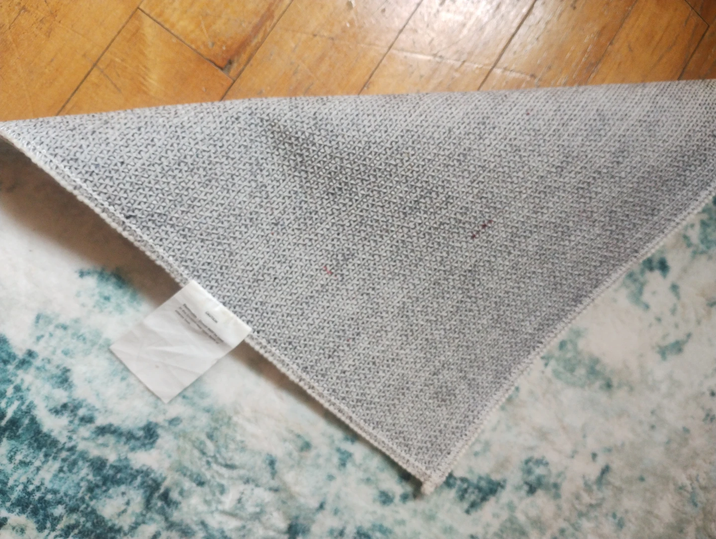 5*7 MACHINE WASHABLE Rug (Pet/Smoke Free) - photo 2