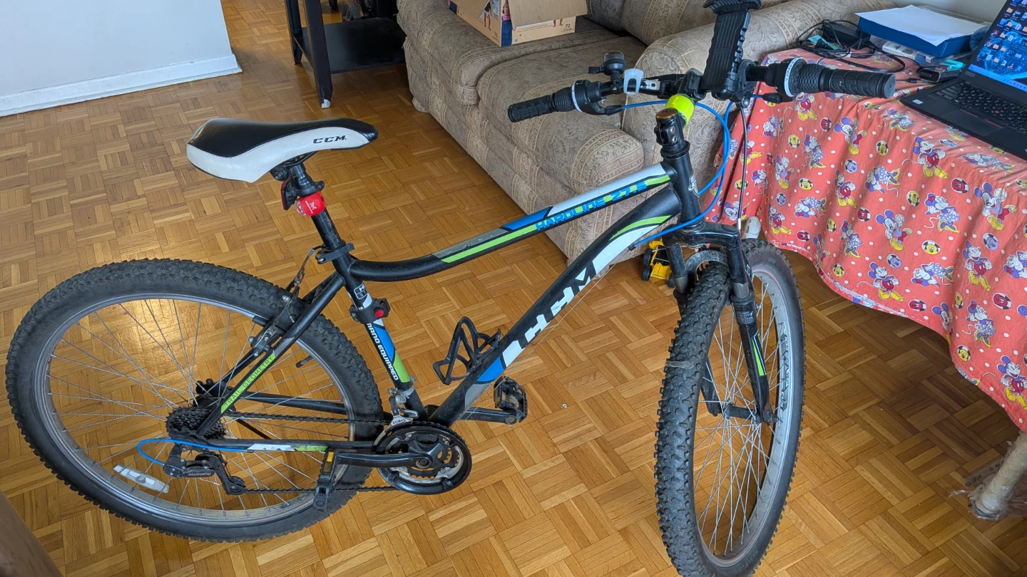 CCM Hardline 27.5 Mountain Bike - photo 3