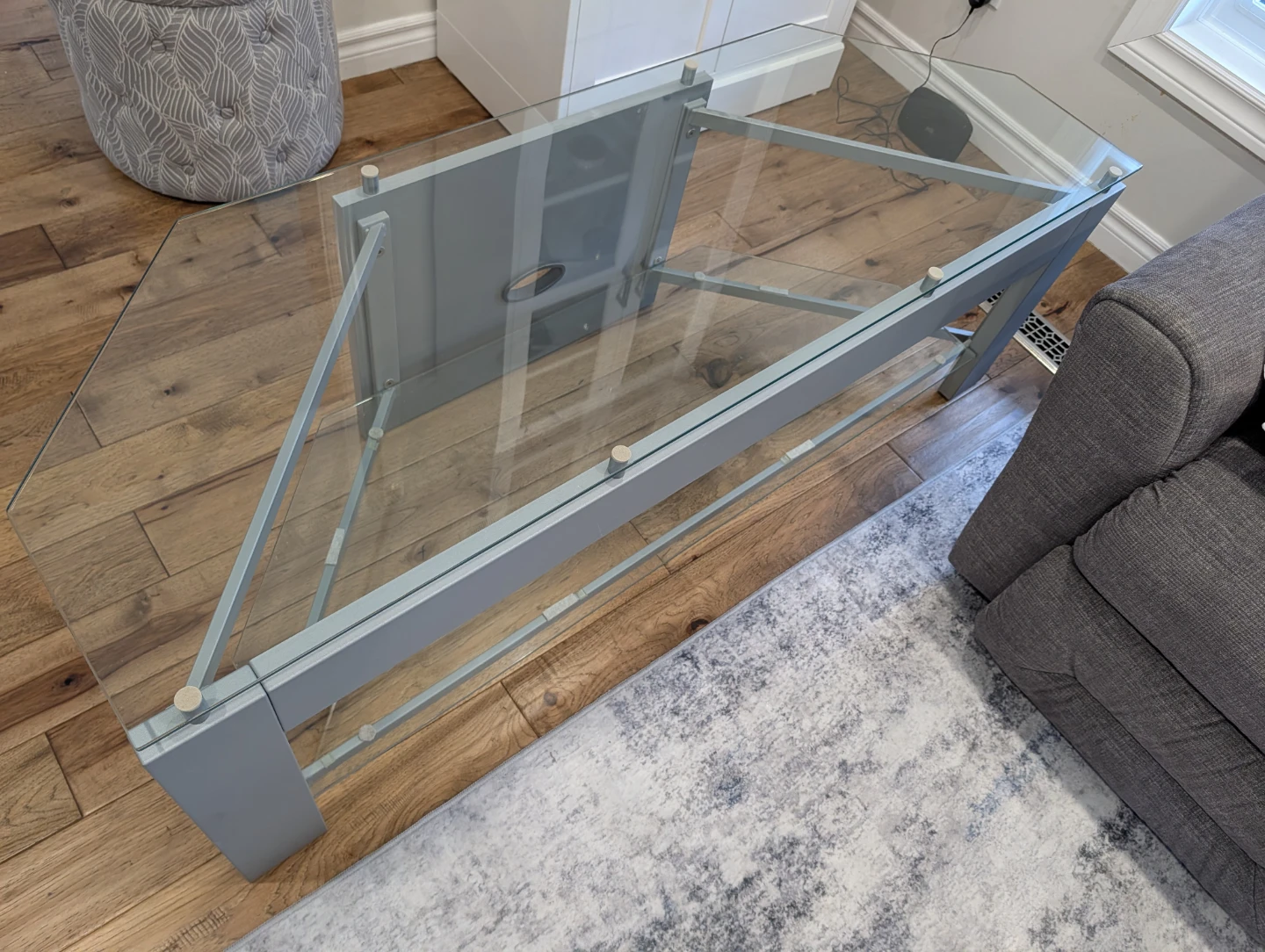 Glass TV table - photo 2