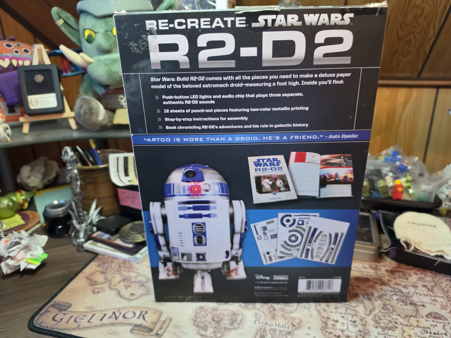 Star Wars Build R2-D2 Deluxe Paper Model Kit - photo 2
