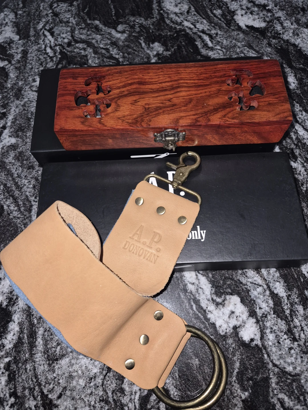 A.P. Donovan Dali Straight Razor Starter Set - photo 2