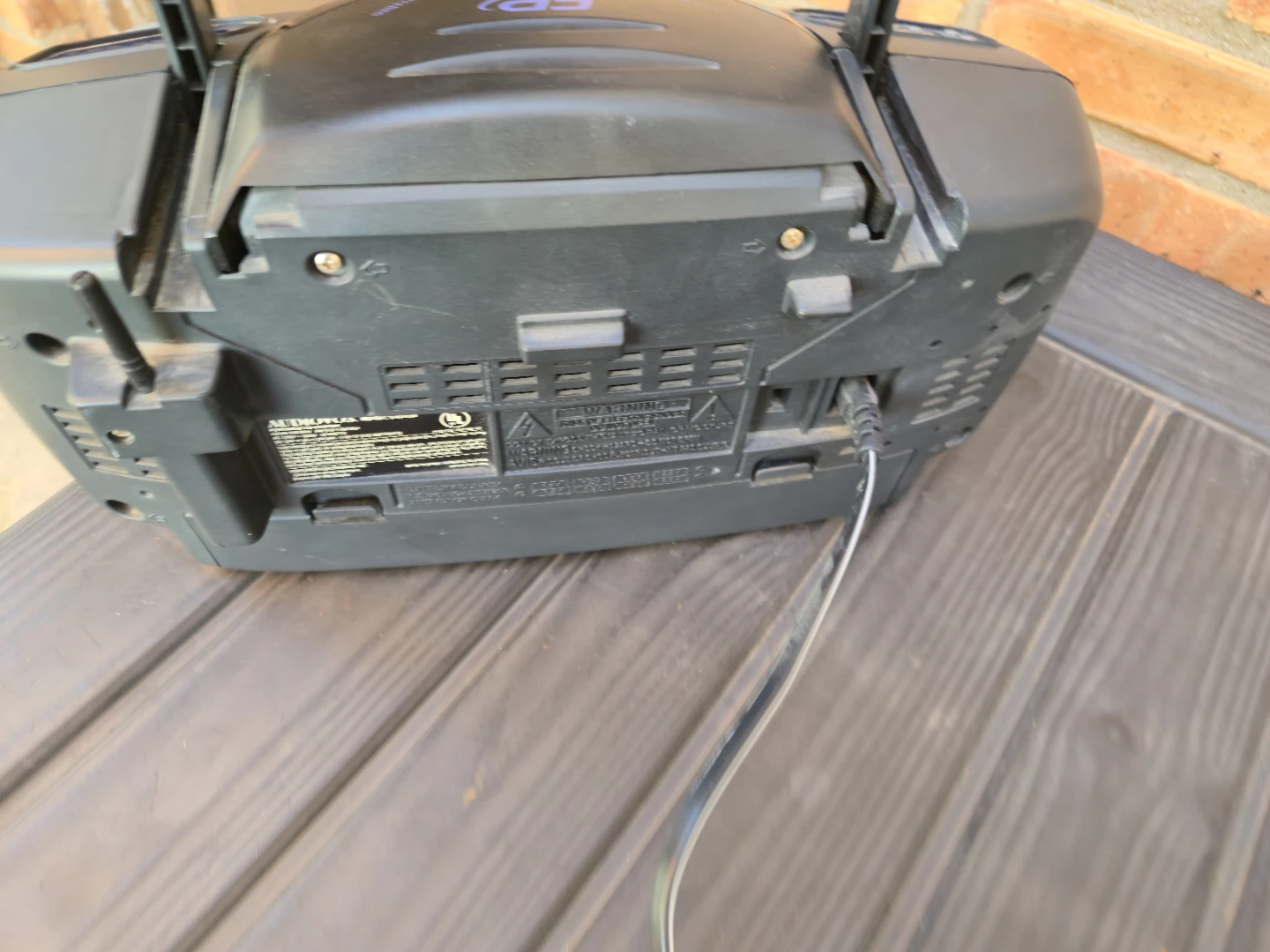 Audiovox CD/Cassette AM/FM Stereo Boombox – - photo 3
