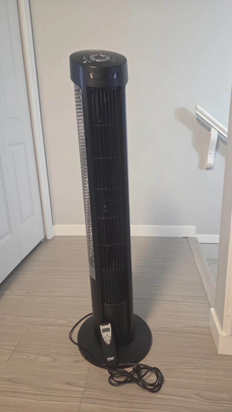 Seville Classics Tower Fan with Remote Control - Good Condition