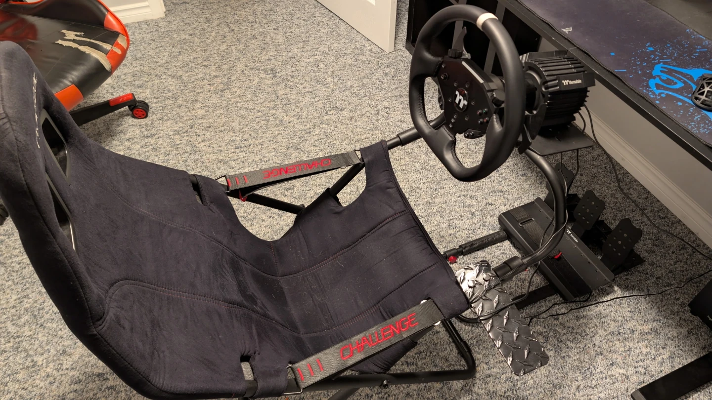 Thermaltake g6 Racing Wheel and Playseat Challenge Bundle - photo 5