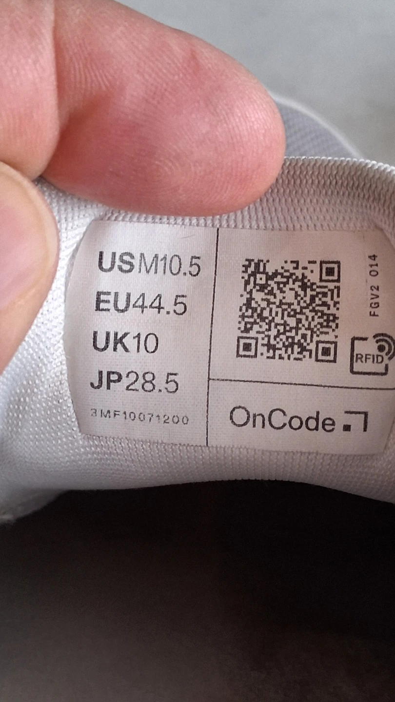 On Cloud Running Shoes White US M10.5 - photo 5
