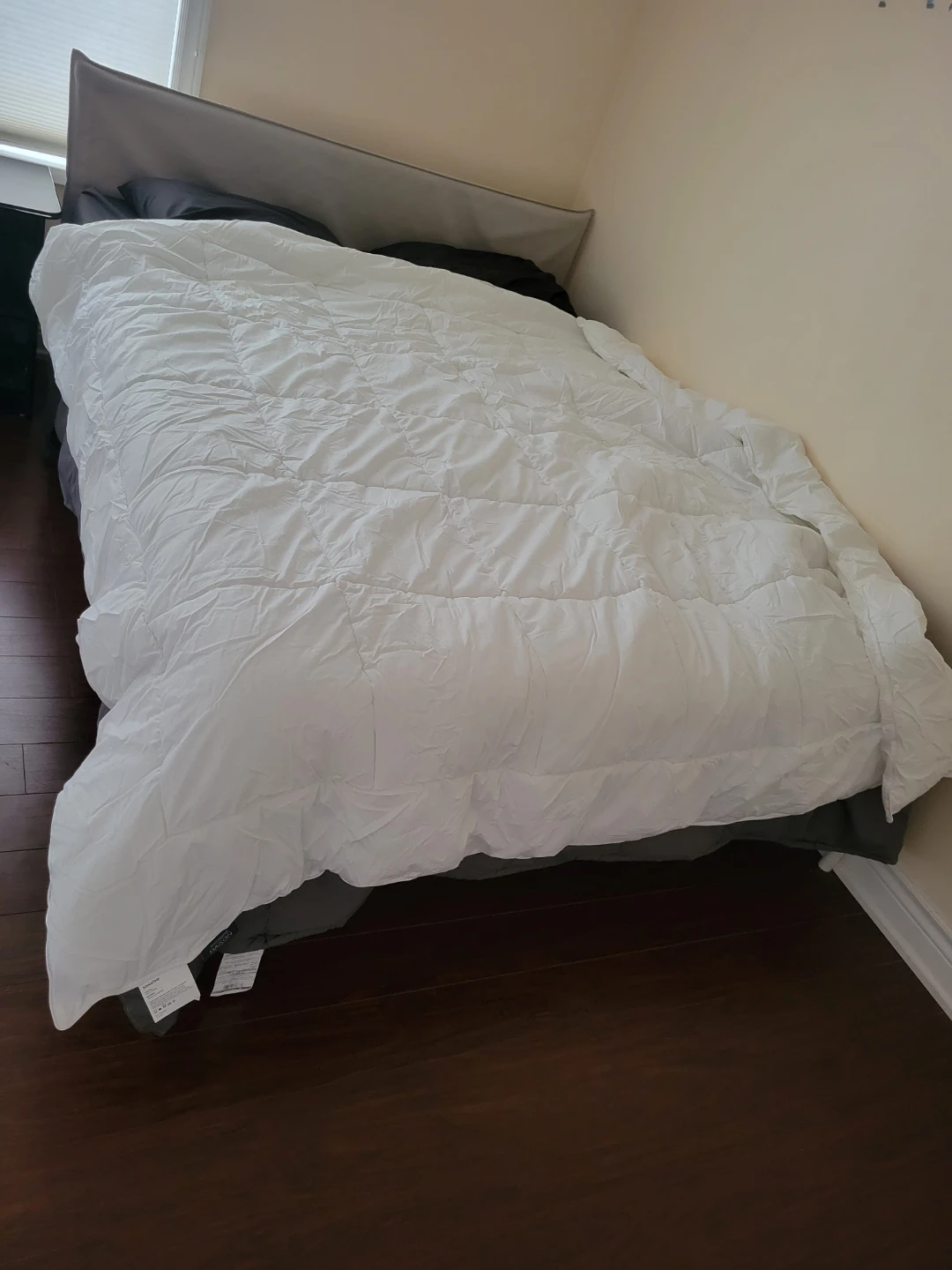 Simons Maison Sonatine White Comforter