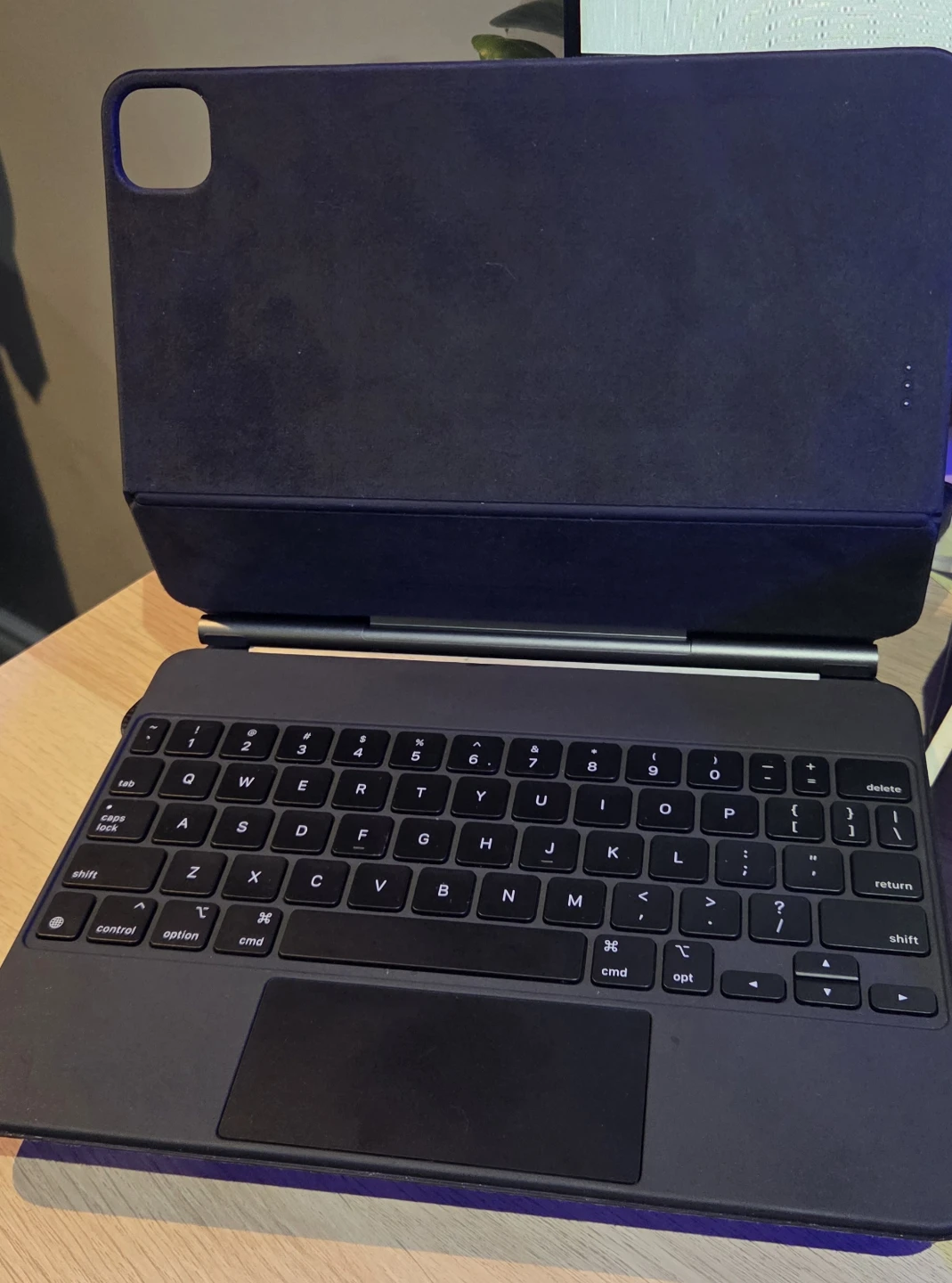 Apple Magic Keyboard for iPad Pro 11-inch