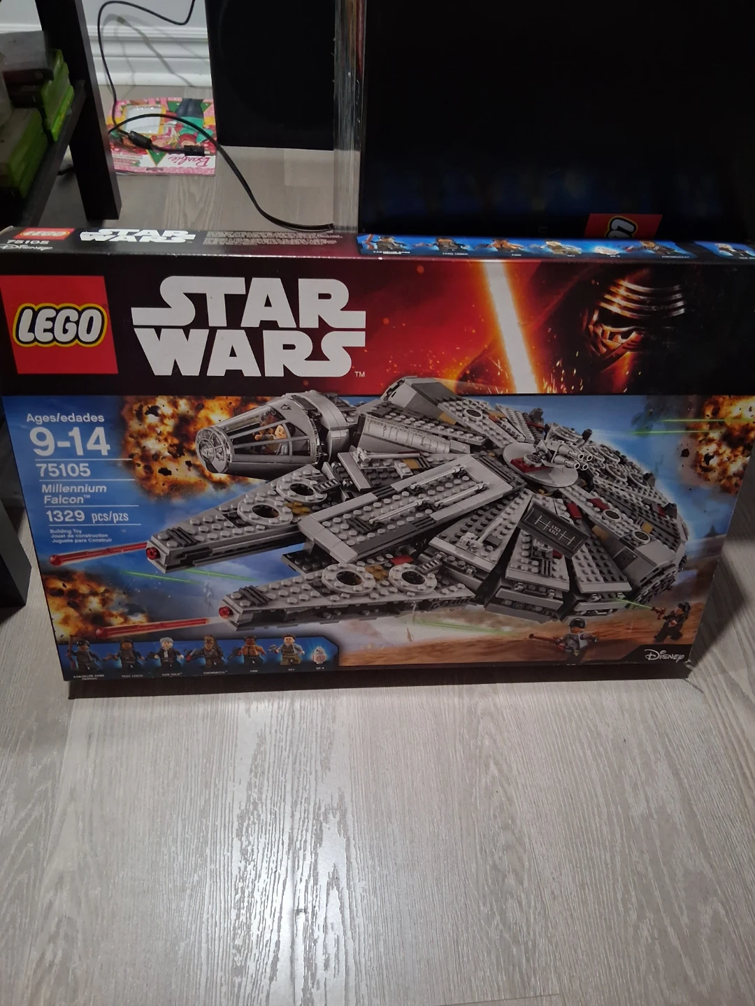 LEGO Star Wars Millennium Falcon 75105