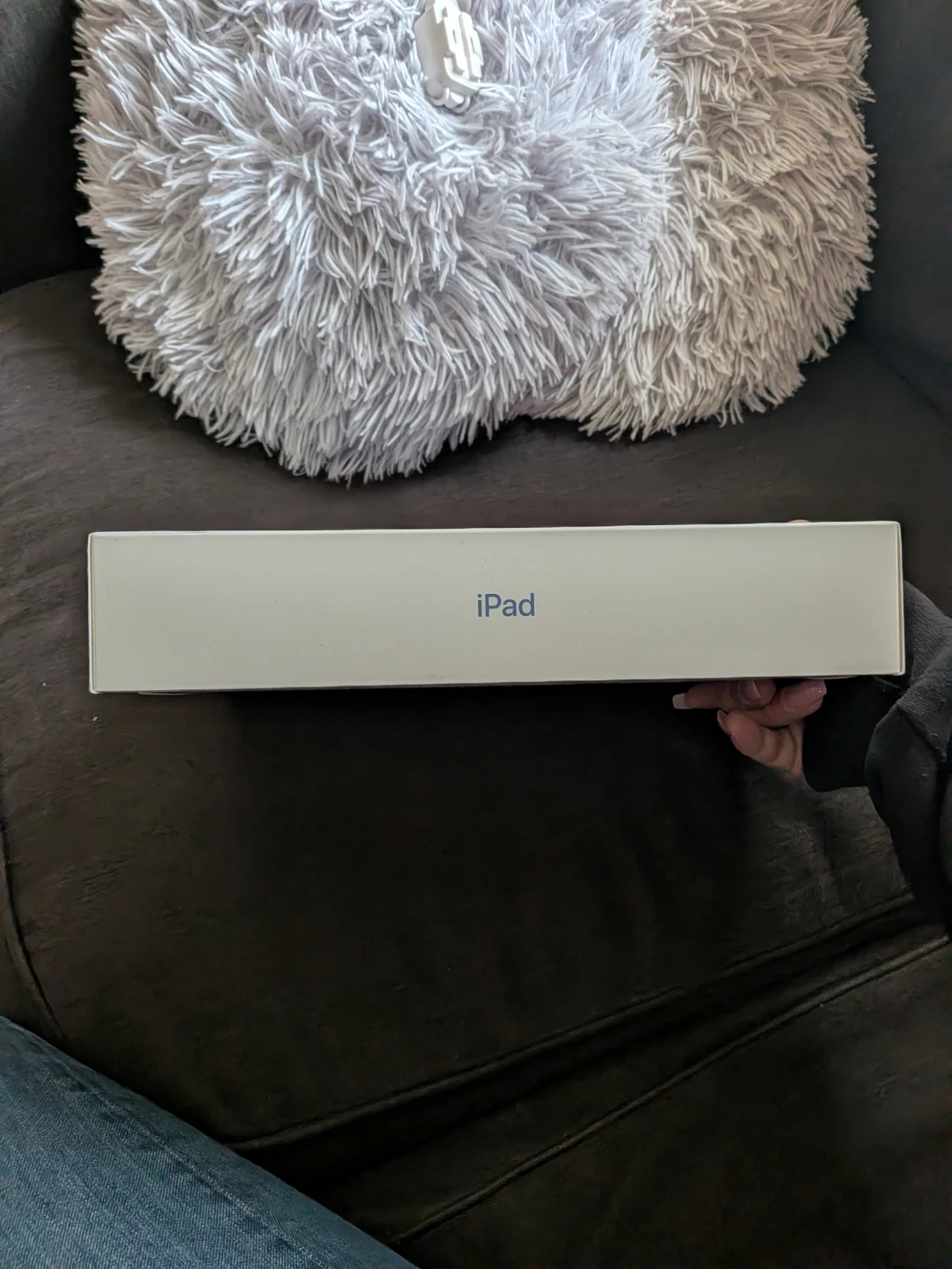 Brand new iPad 128gb wifi - photo 2
