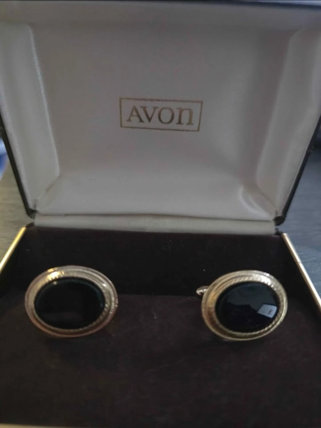 Vintage Avon Gold Tone and Black Onyx Cufflinks - photo 2