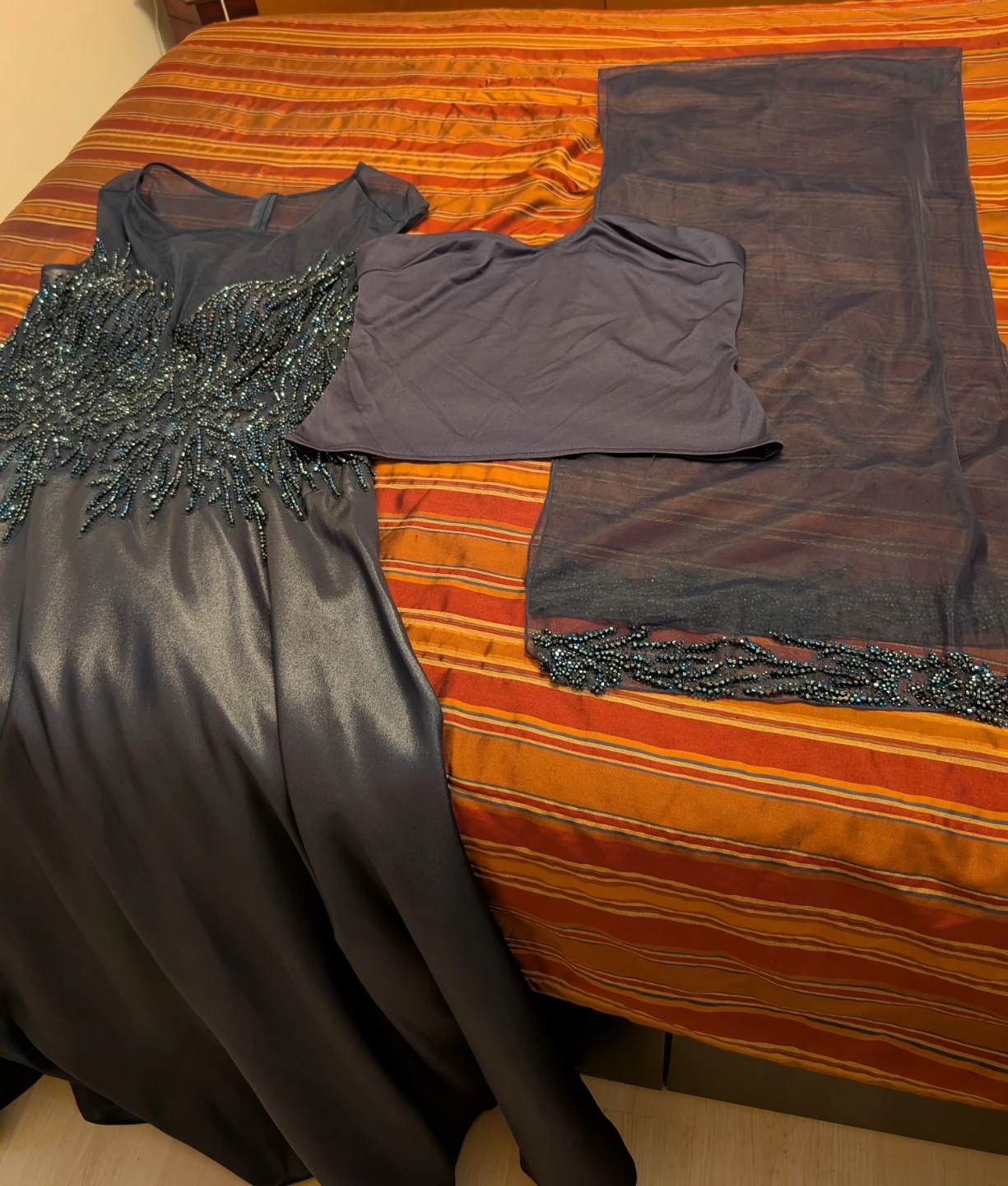 Montage by Mon Cheri Evening Gown Size 14 - photo 4
