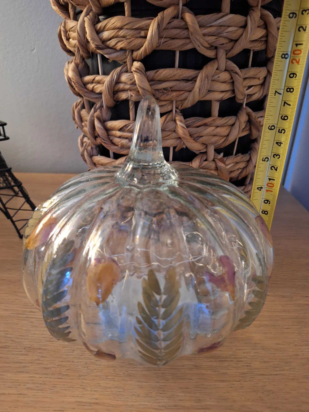 Glass Pumpkin Decoration with Embedded Leaves and Light - photo 2