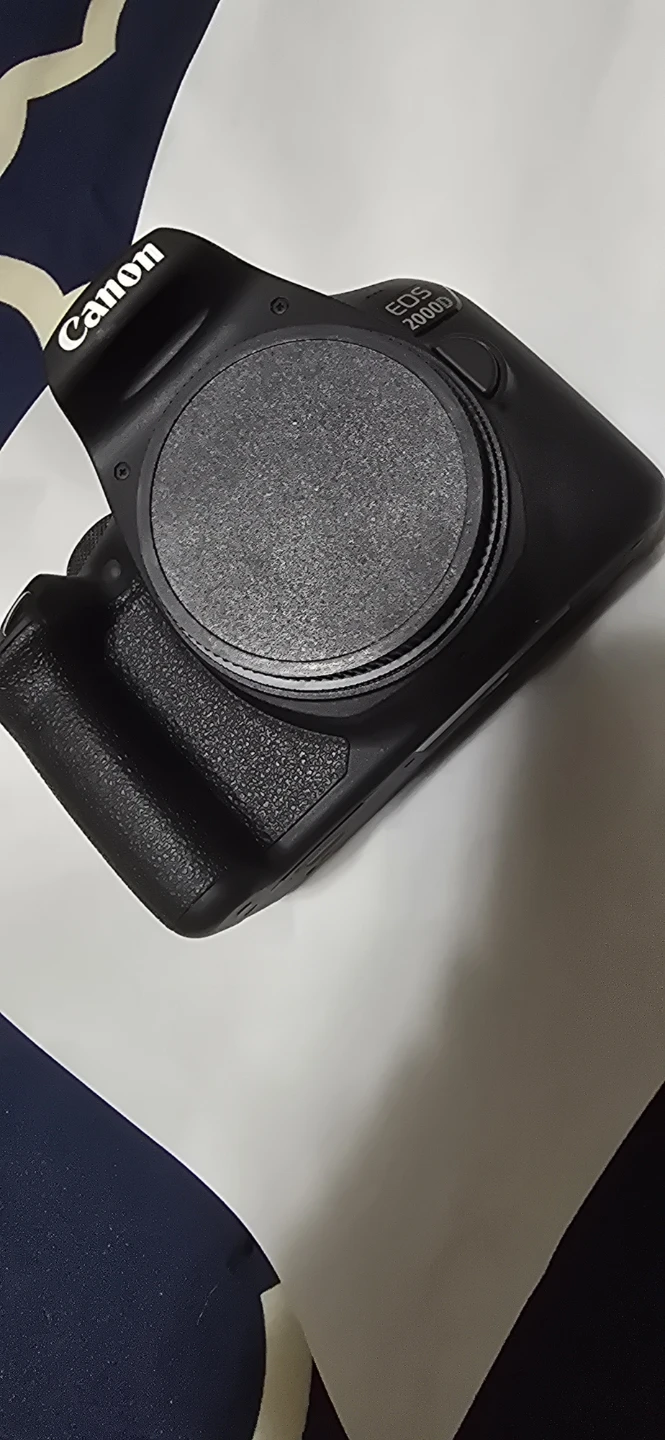 Canon EOS 2000D DSLR Camera with 18-55mm Lens Kit - photo 2