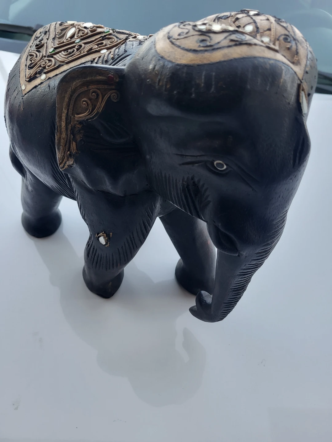 Decorative hand-carved wooden elephant statue - photo 4