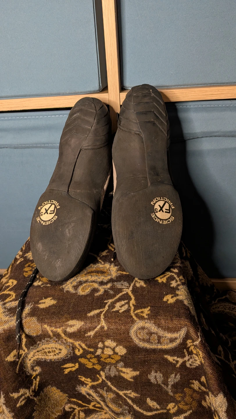 Mad Rock Climbing Shoes - US 8 - photo 3