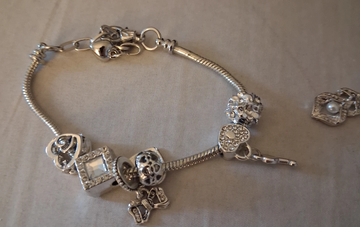 Silver Charm Bracelet and Pearl Earrings Set - photo 4