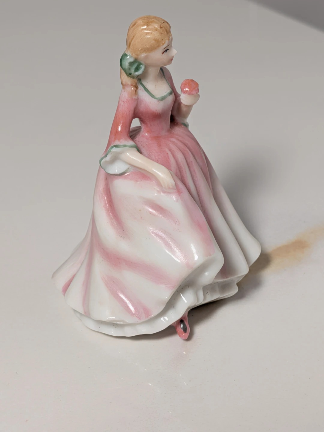Royal Doulton Porcelain Lady Nicola - photo 3