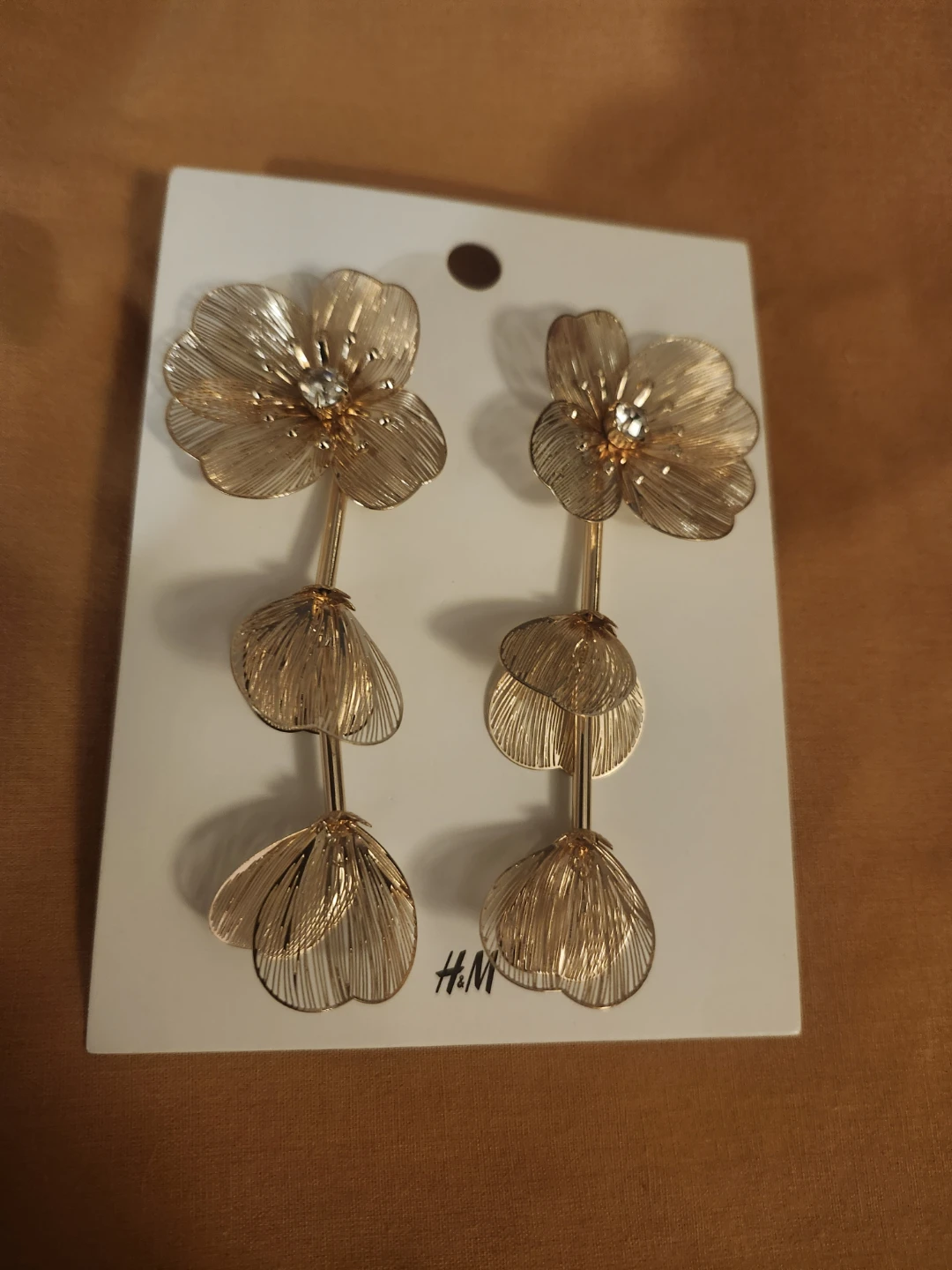 H&M gold-tone flower drop earrings
