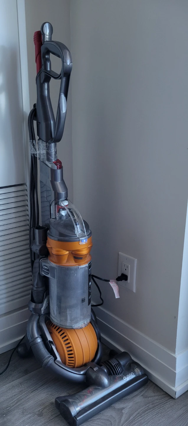 Dyson DC25 Multi Floor Upright Vacuum - photo 4