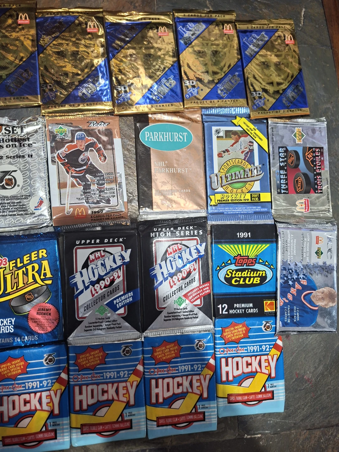 27 Sealed Unopened Packs - photo 3