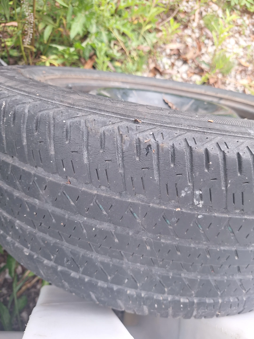 Set of 4 Firestone FR710 Tires on Steel Rims – 215/60R16 - photo 5