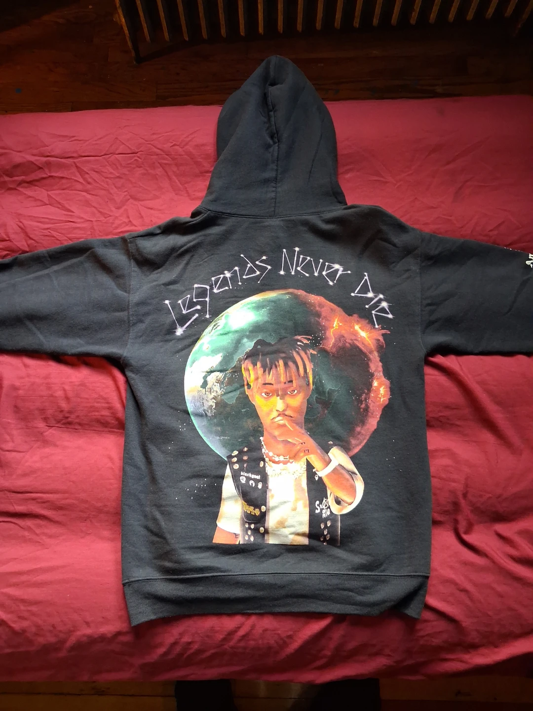 Juice WRLD Legends Never Die Hoodie - photo 3
