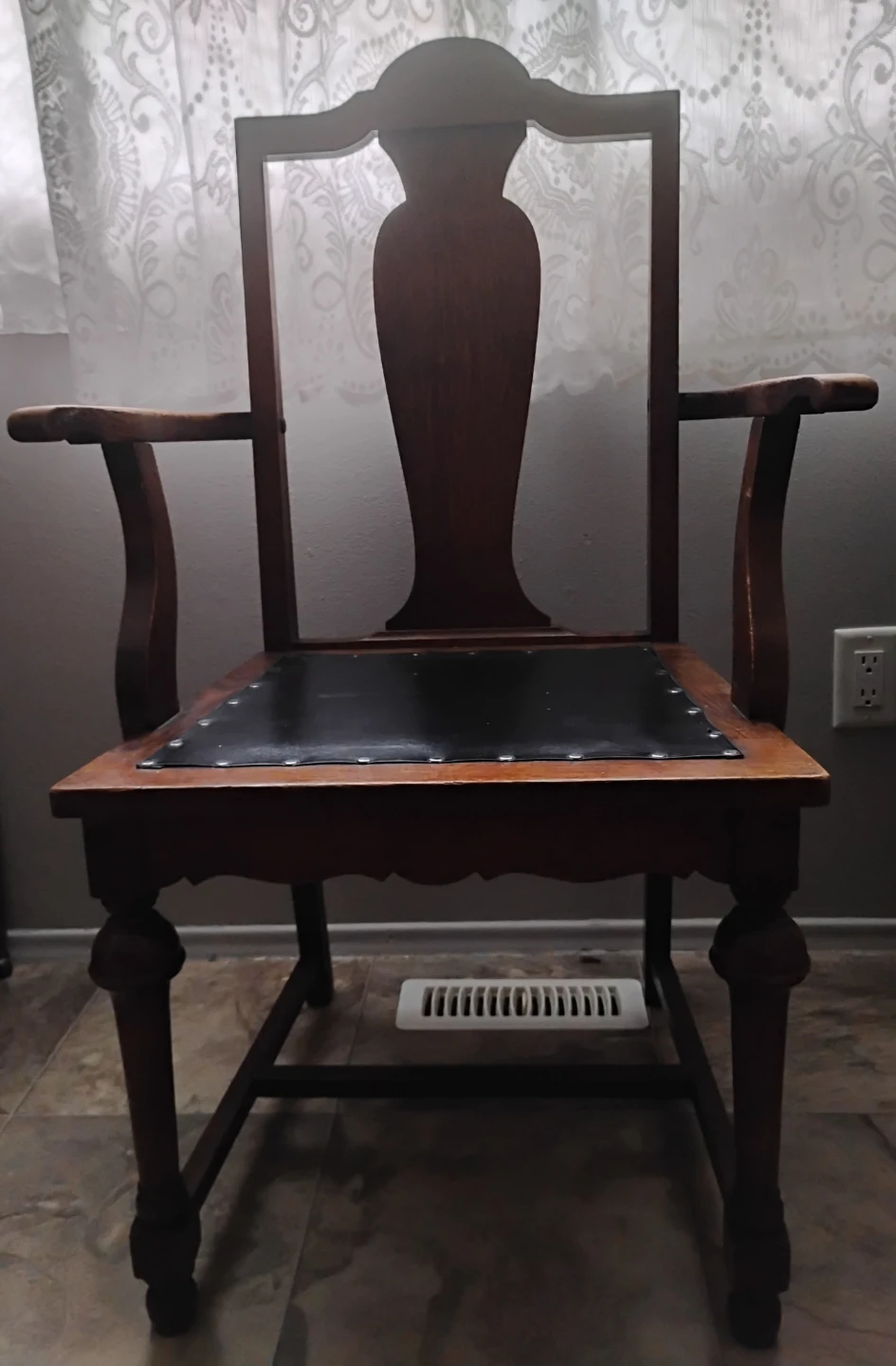 Chair with arms