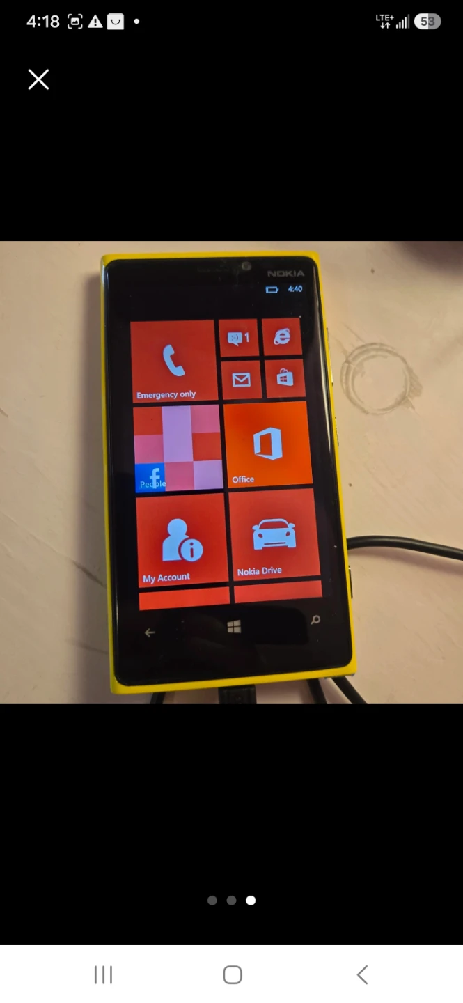 Cell phone - photo 2
