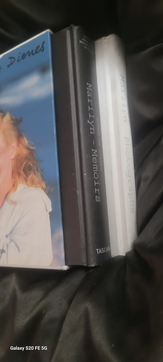 Marilyn Monroe complete book set - photo 3