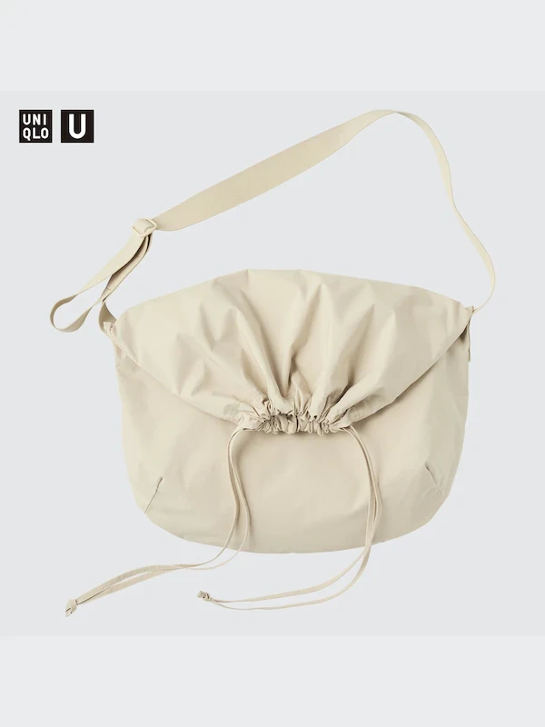 Uniqlo U Drawstring Shoulder Bag