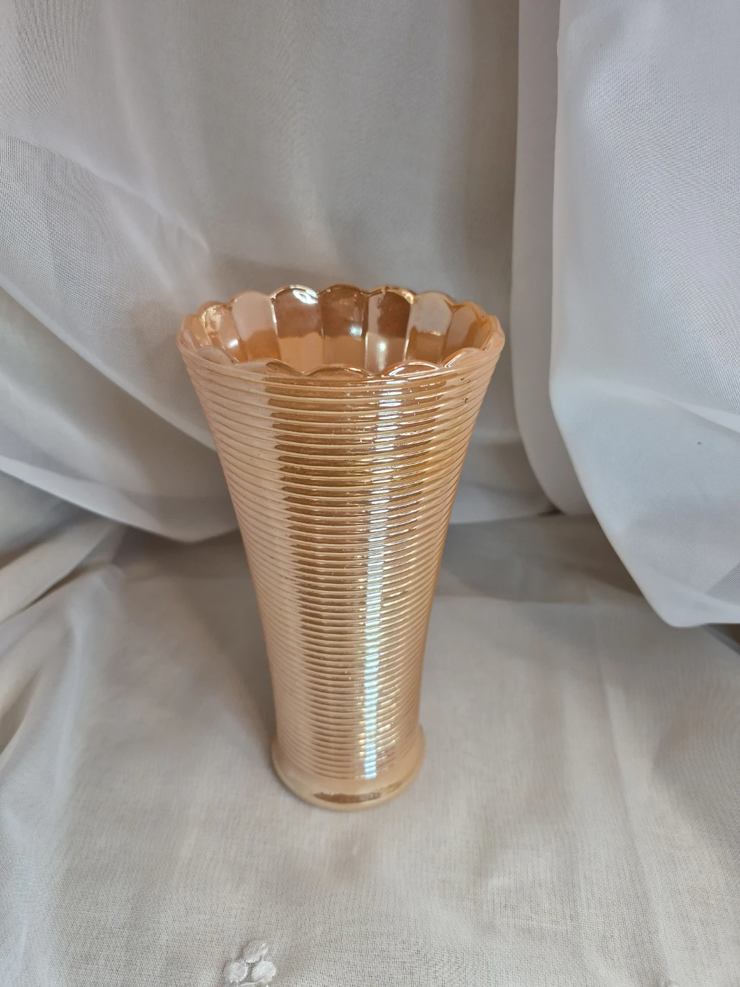 Vintage Anchor Hocking Ribbed Peach Lustre Laurel Glass Vase - photo 5