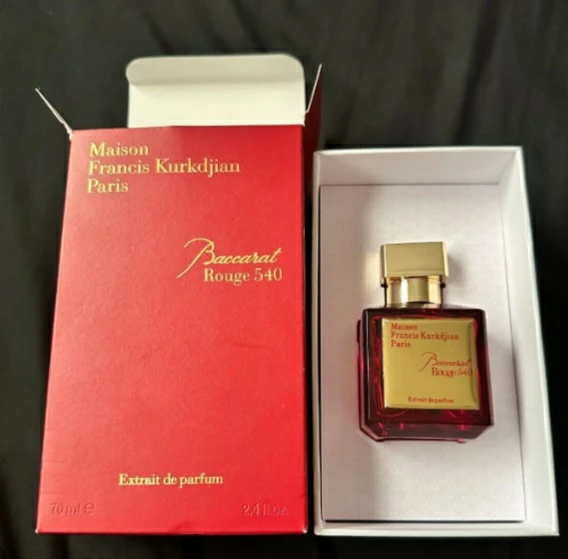 Maison Francis Kurkdjian Baccarat Rouge 540 Extrait de Parfum - photo 2