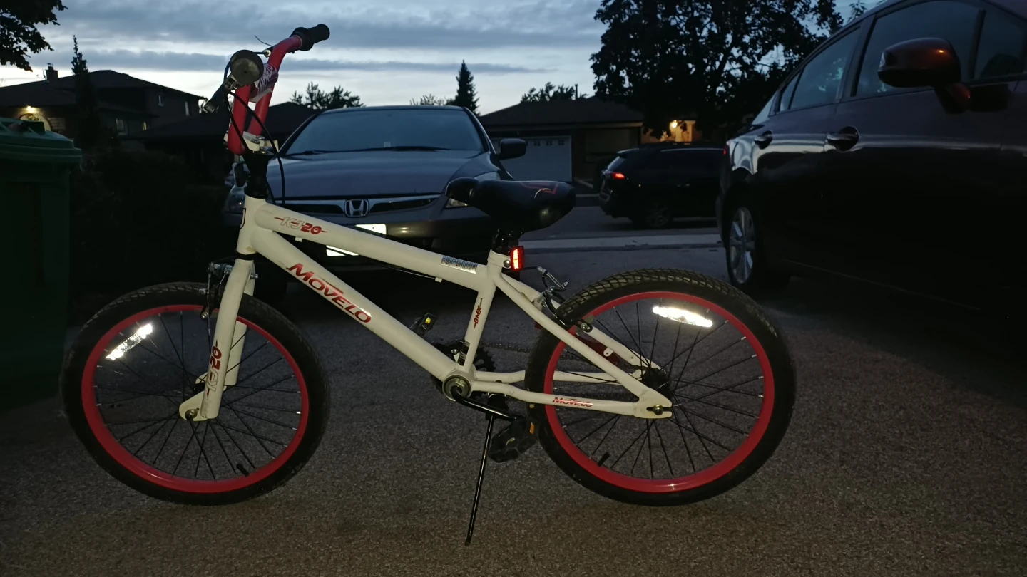 Movelo 20-inch Boys BMX Bike🏈 - photo 4