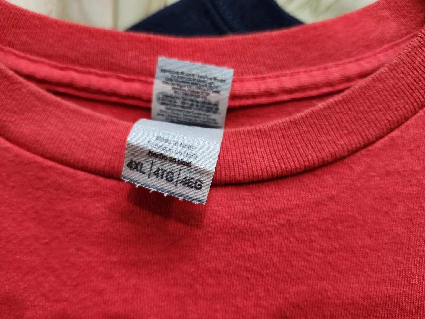 Set of 4 KinderCare Shirts and Sweatshirt - Size 4XL - photo 3