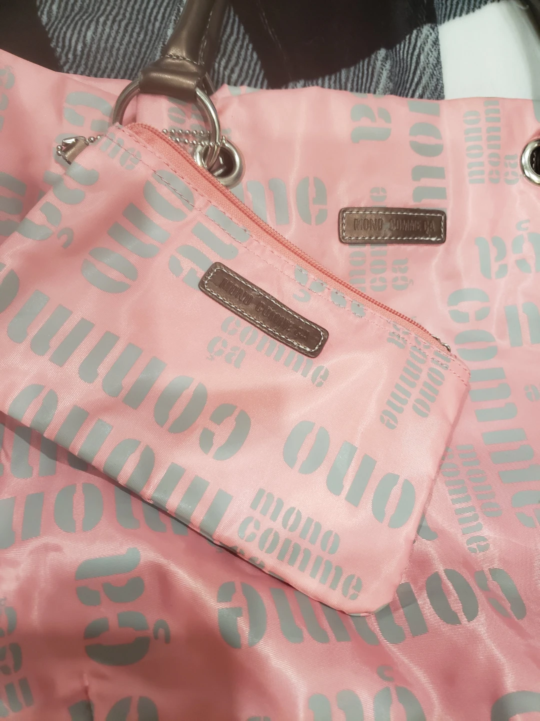 Mono Comme Ça Pink Tote Bag with Matching Pouch - photo 2