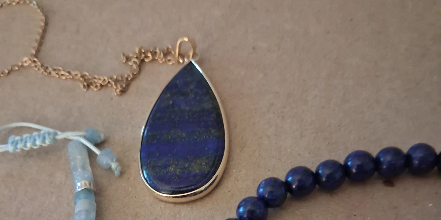 Jewellery Set: Lapis Lazuli Pendant and Two Bracelets - photo 3