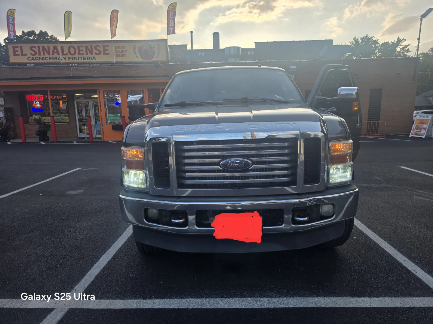Ford F-350 Super Duty Truck Lariat 6.4